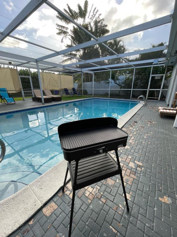 Вілла Pool Vacation Голлівуд Екстер'єр фото